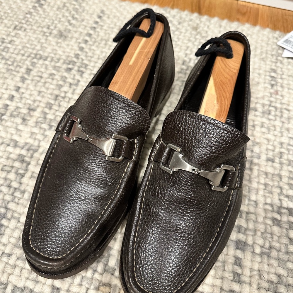 Allen Edmonds loafers size 9 wide good condition